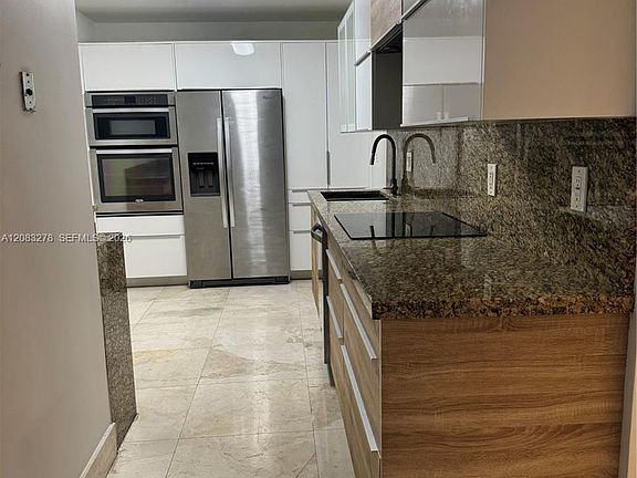 5th image of 600 Three Islands Blvd APT 1806