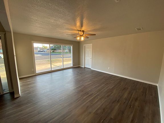 5th image of 1618 W 24th St