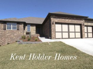 847 E Montarosa Dr, Nixa, MO 65714