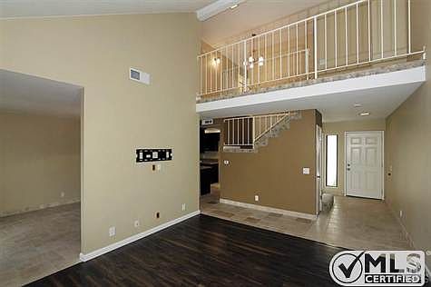 2nd image of 207 Red Oak Ave