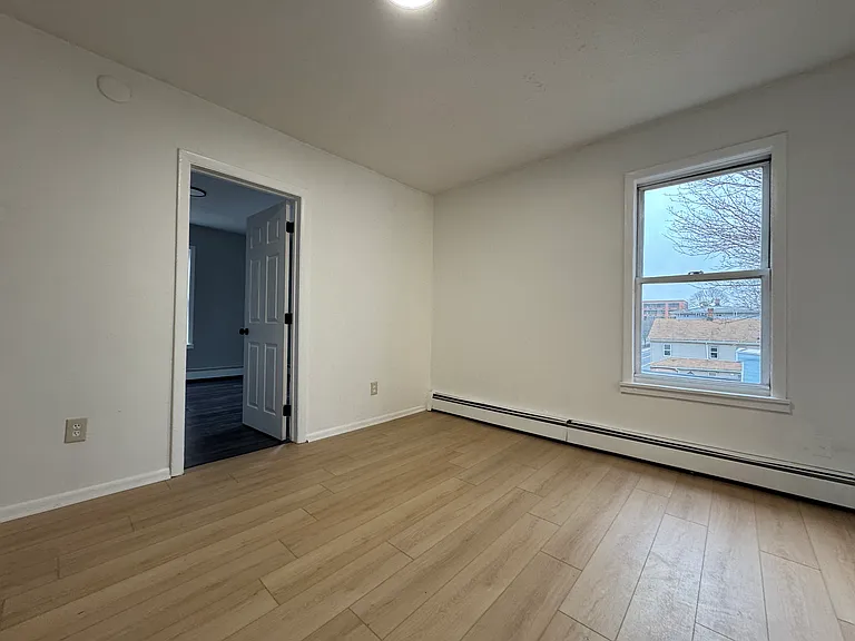 345 Myrtle St #3W — Photo 8
