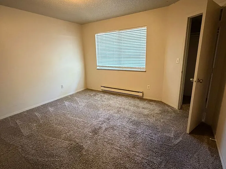 733 Alexander Rd #C — Photo 5