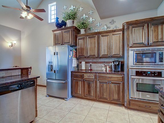 2nd image of 13401 Ambleside Dr