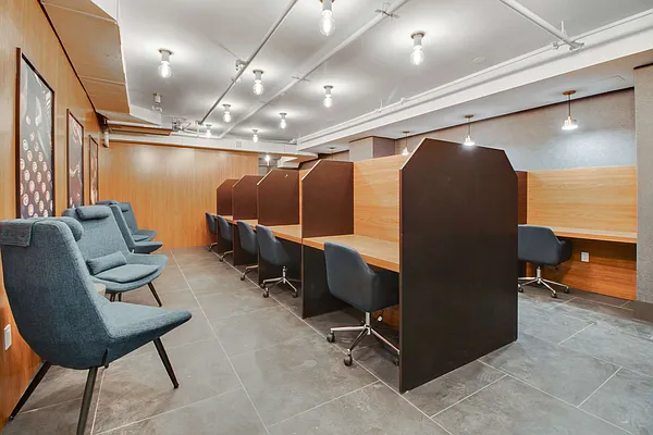 Rented by EXR | media 73