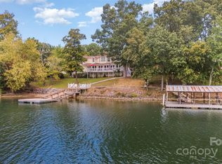 17333 Saranita Ln, Charlotte, NC 28278