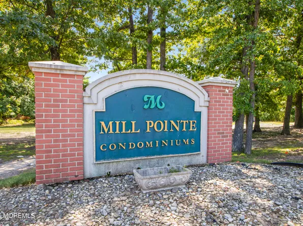 304 College Drive #304, Edison, NJ 08817