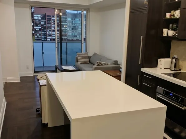 1080 Bay St, Toronto, ON