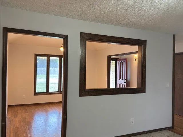 3 bed, 1652 sqft, $1,600 — Photo 4