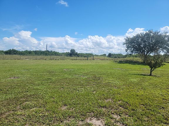 5th image of 8325 SE 57th Drive