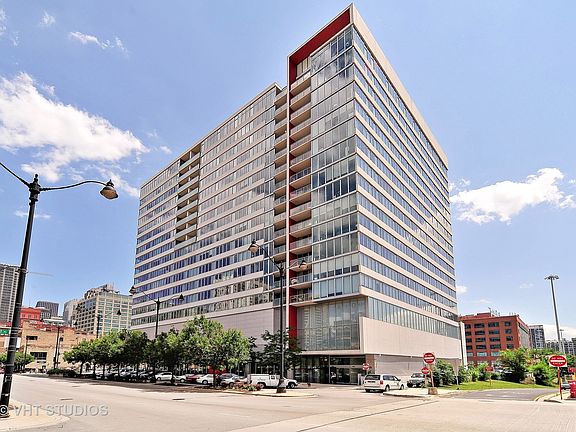 2nd image of 659 W Randolph St APT 616