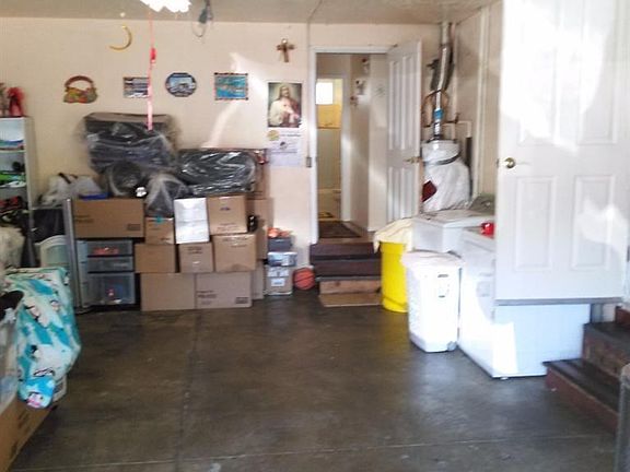 2nd image of 236 SE Wisteria Dr