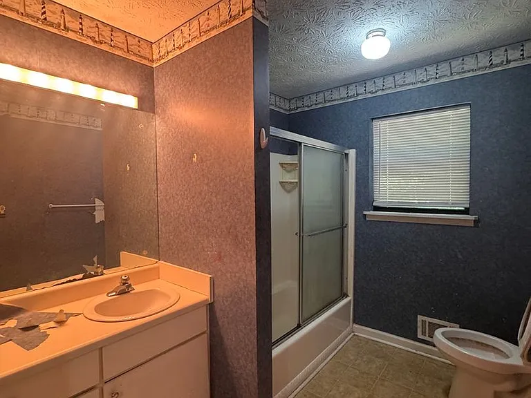 1120 Sweetwater Circle — Photo 19