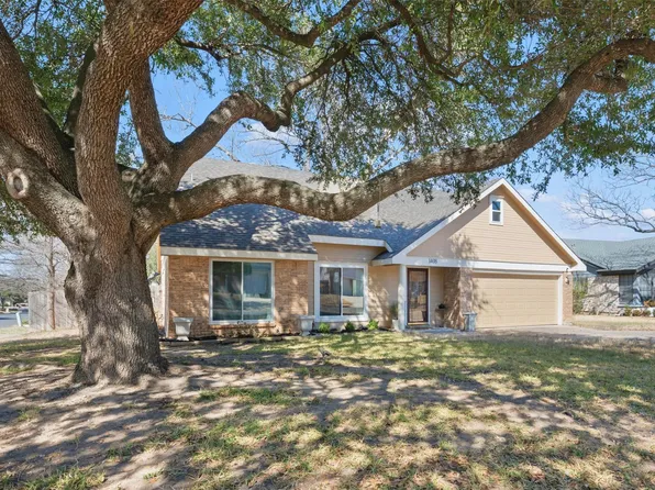 1408 Doonesbury Dr, Austin, TX 78758