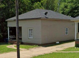 413 Klumac Rd, Salisbury, NC 28144