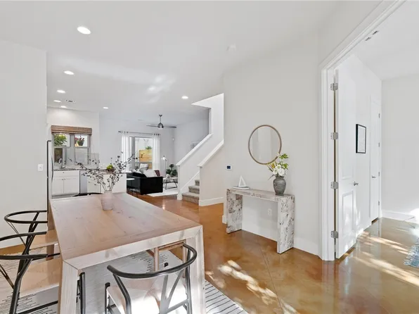 4052 Berkman Dr, Austin, TX 78723