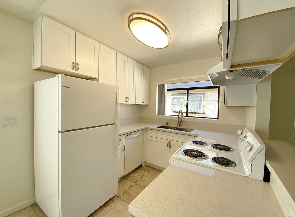 Windows 7 Loading Logo Florida Park - 3875 Florida St San Diego CA (1 units available) | Zillow