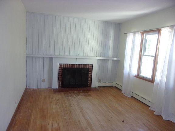 5th image of 1350 8th Ave N