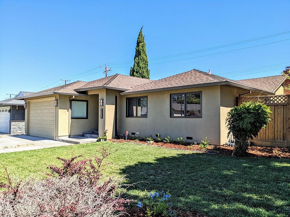 1233 W. Knickerbocker Drive (on the corner of W. Cardinal Dr and W. Knickerbocker Dr)