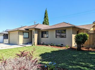 1233 W Knickerbocker Dr, Sunnyvale, CA 94087