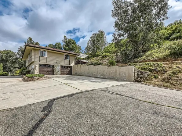 29515 Lilac Rd, Valley Center, CA 92082
