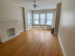 806 Seward St #1, Evanston, IL 60202