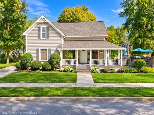 206 River St, Blissfield, MI 49228