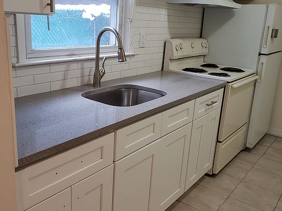 2nd image of 22300 57th Ave #2