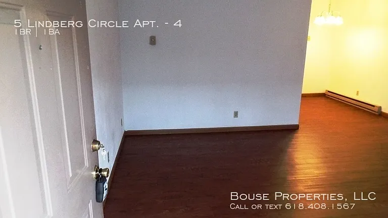 5 Lindbergh Cir #4 — Photo 4