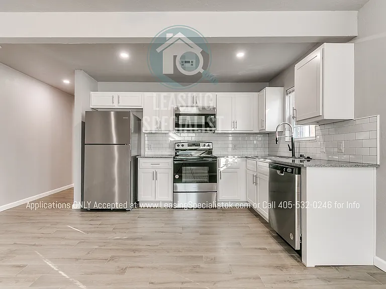 1115 NW 27th St #1115 — Photo 11