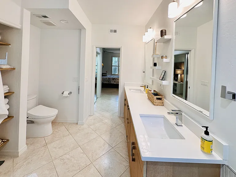 25216 Pelican Creek Cir #CIRCLE102 — Photo 20