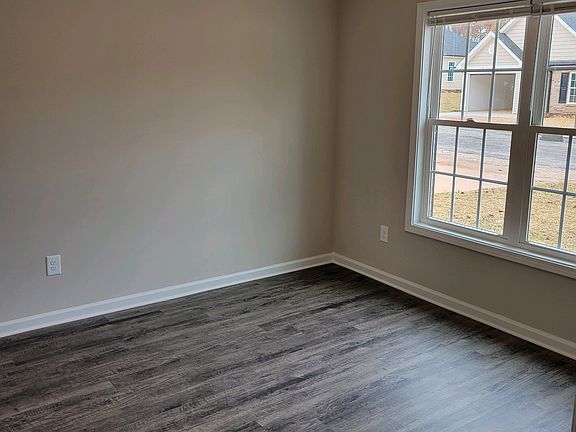 4th image of 1197 Zoo City Ln