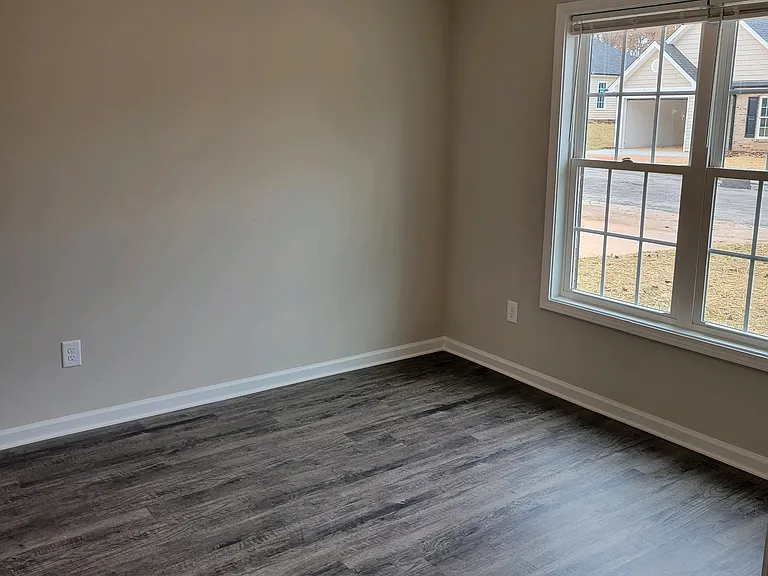 1197 Zoo City Ln — Photo 4