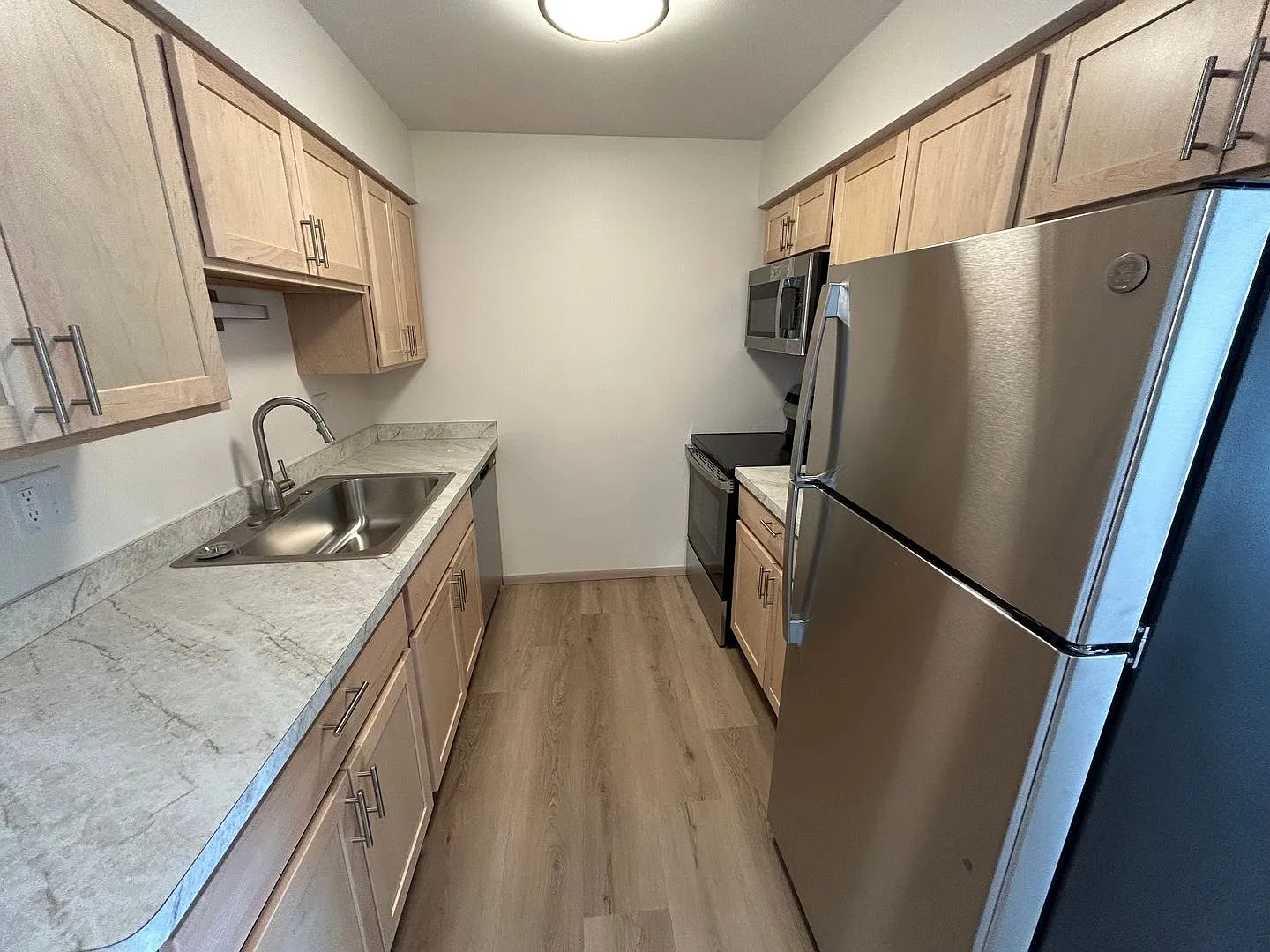 2303 Woodrow Court — Photo 2