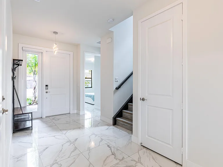 7197 Montereal Path — Photo 8