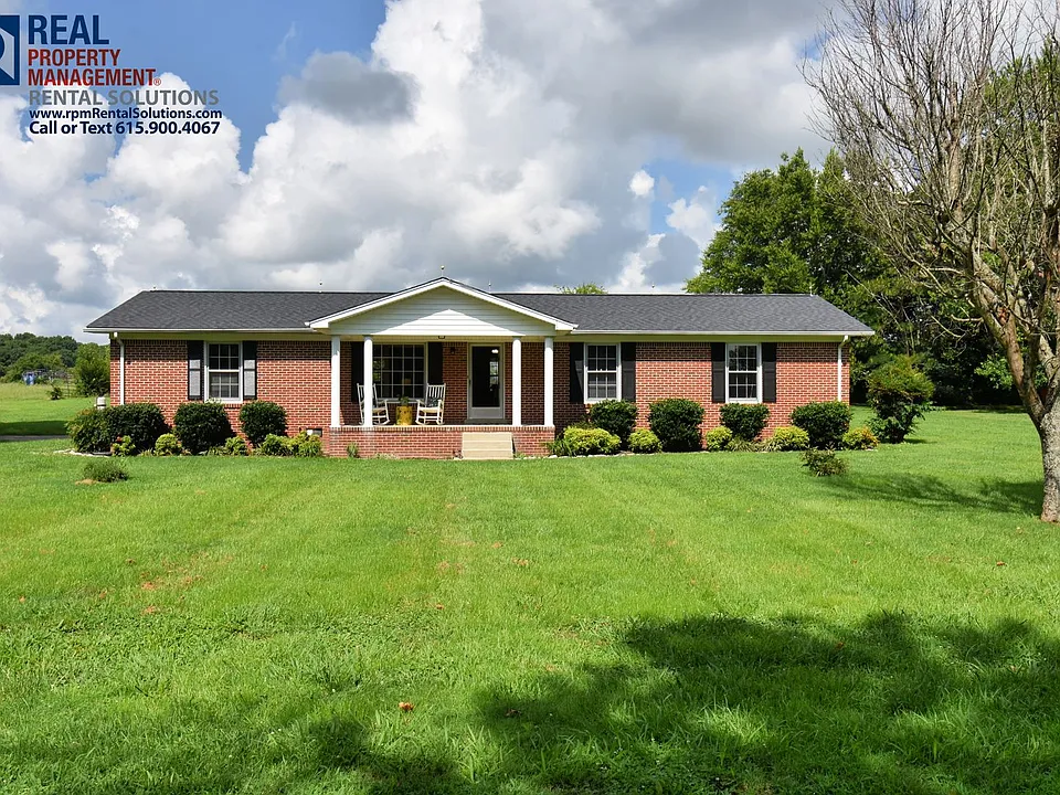 182 Riverbend Dr
