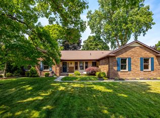 21264 Parklane St, Farmington, MI 48335