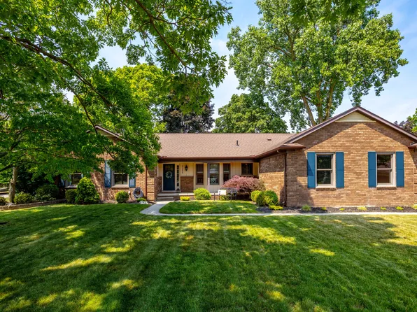 21264 Parklane St, Farmington, MI 48335