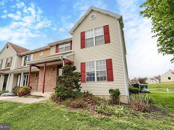 4th image of 5438 Autumn Dr