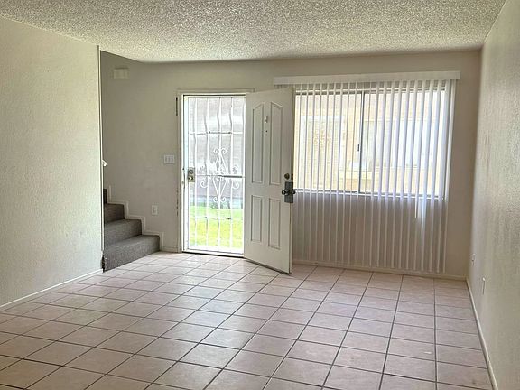 4th image of 1234 W 20th Pl