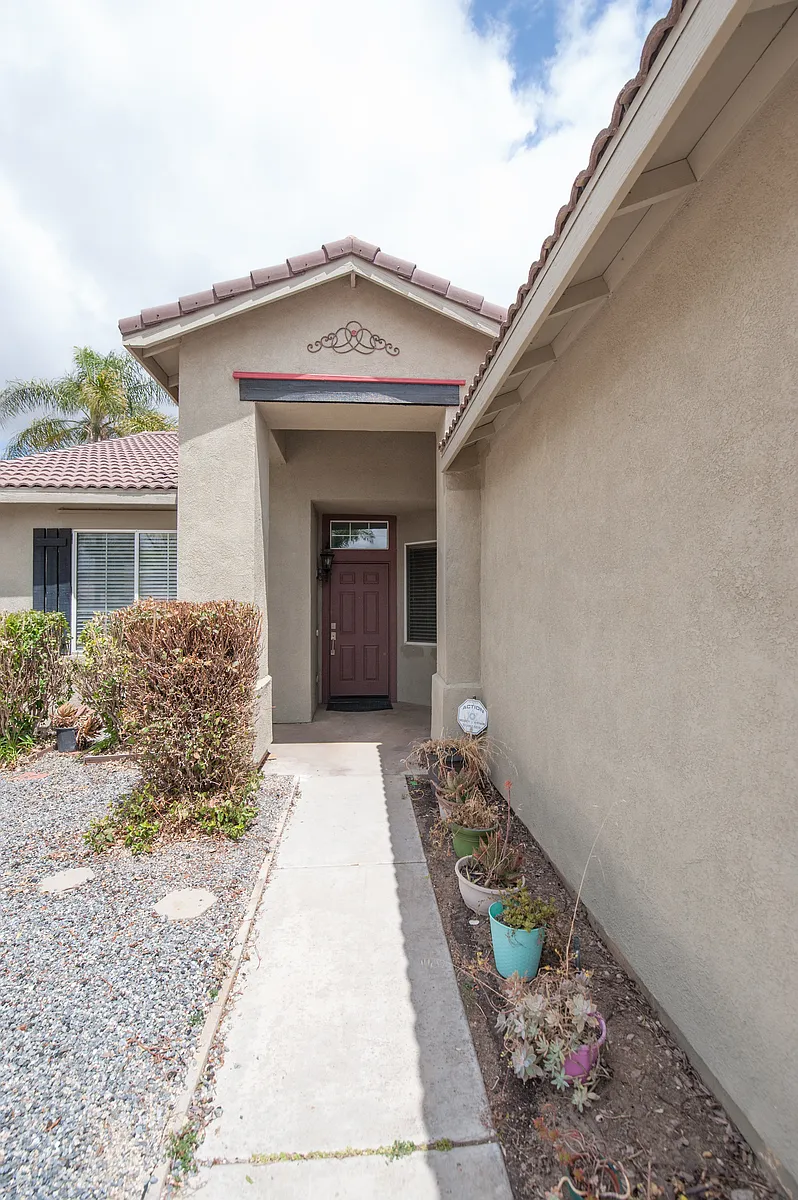 Building Photo - 32764 Freesia Way