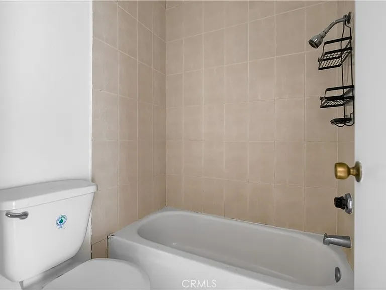 4441 Woodman Ave #111 — Photo 21