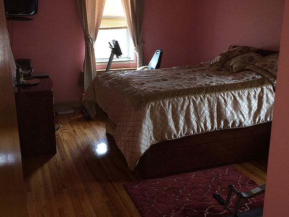 4th image of 2553 East 7th Street #5C