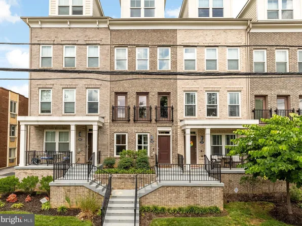 3052 7th St NE, Washington, DC 20017