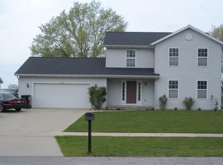 808 Meadow Dr, Wayland, MI 49348