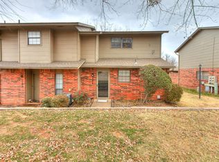 1324 Hunters Ridge Rd, Edmond, OK 73034