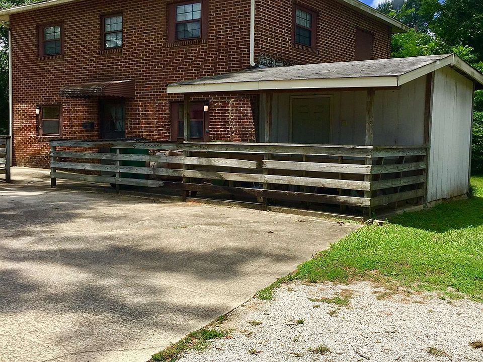 1st image of 309 6th St