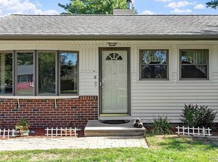 8 Turner Rd, Maynard, MA 01754