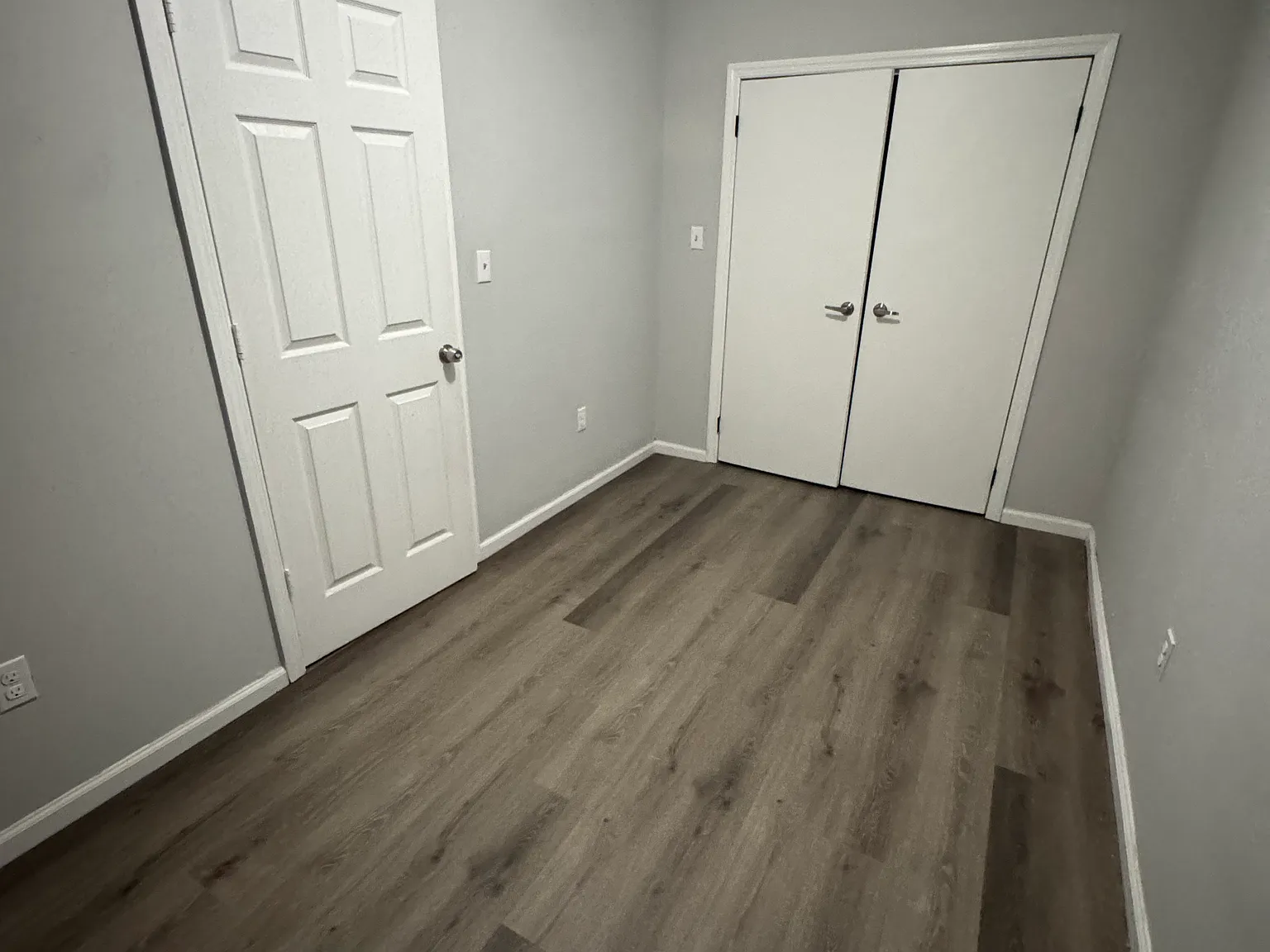 3 bed, $2,636 — Photo 4