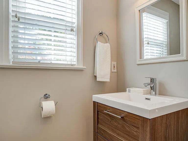 256 Woodland Ave — Photo 33