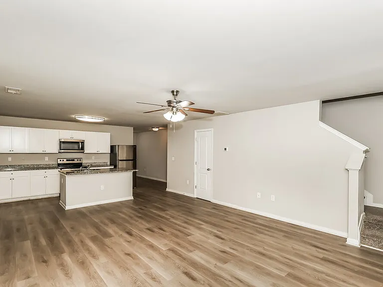 2569 Wood Bend Ln — Photo 6